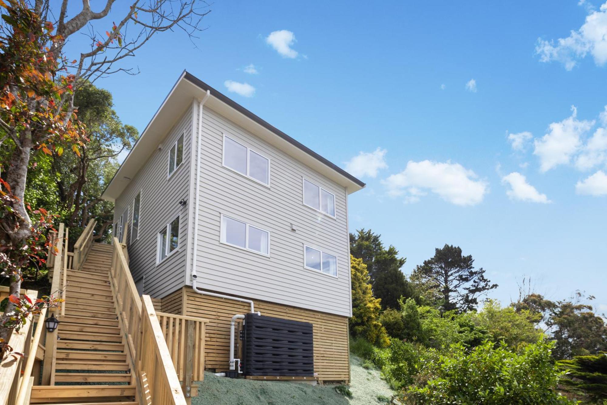 Stunning View, Privacy, Close To Ferry & Brand-New Wellington Exterior photo