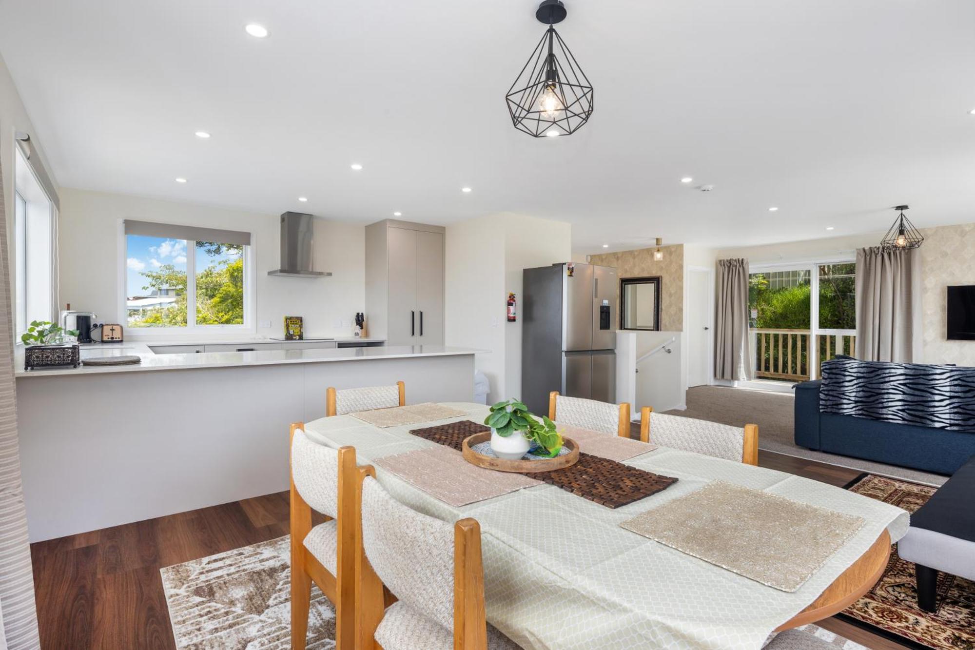 Stunning View, Privacy, Close To Ferry & Brand-New Wellington Exterior photo